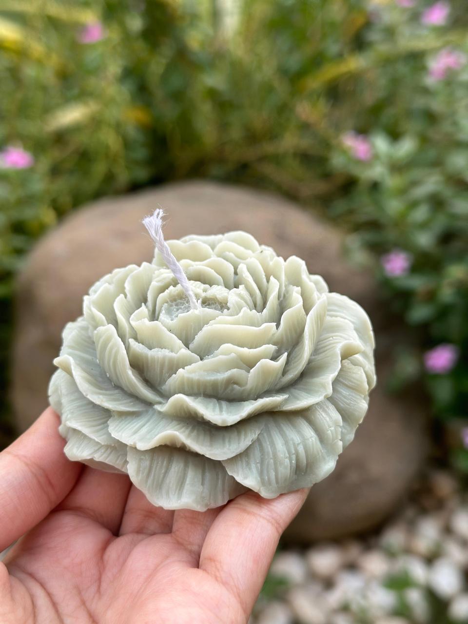 Rose candle